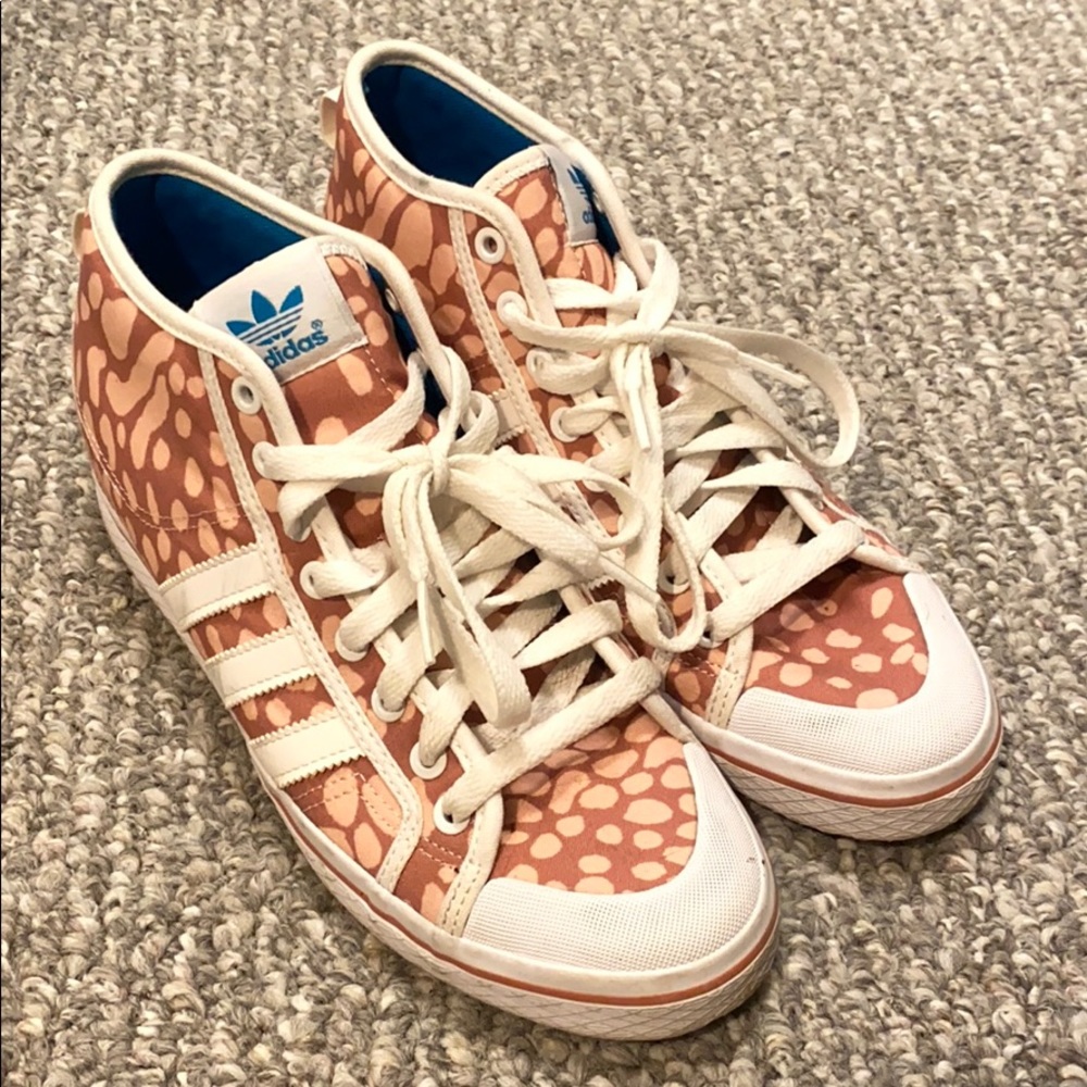 Retro Adidas Women’s Sneakers - Picture 2 of 4